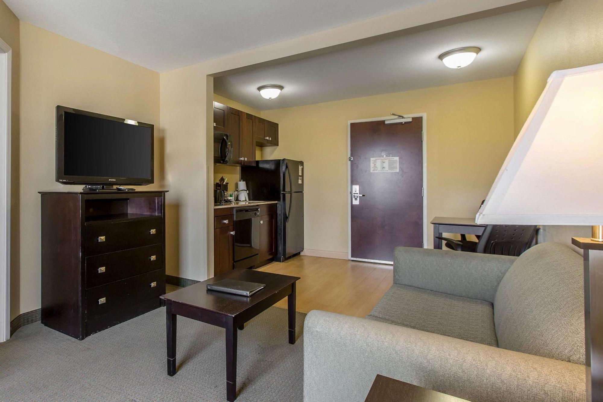 Mainstay Suites Jacksonville Near Camp Lejeune Buitenkant foto