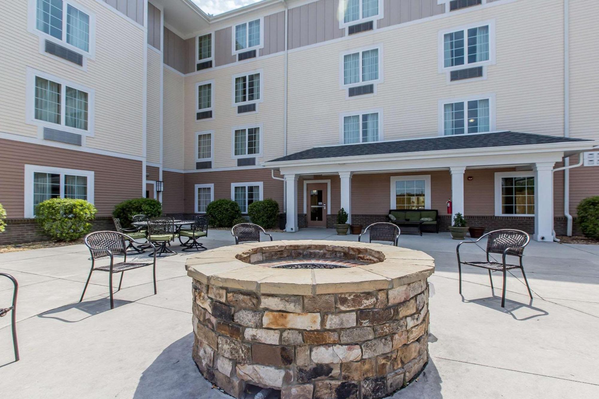 Mainstay Suites Jacksonville Near Camp Lejeune Buitenkant foto